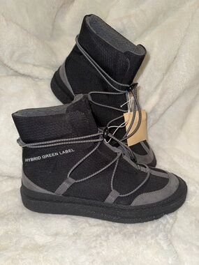 Hybrid Green Label (HGL) Black and Gray Women's Winter Lace-Up Ankle Boots